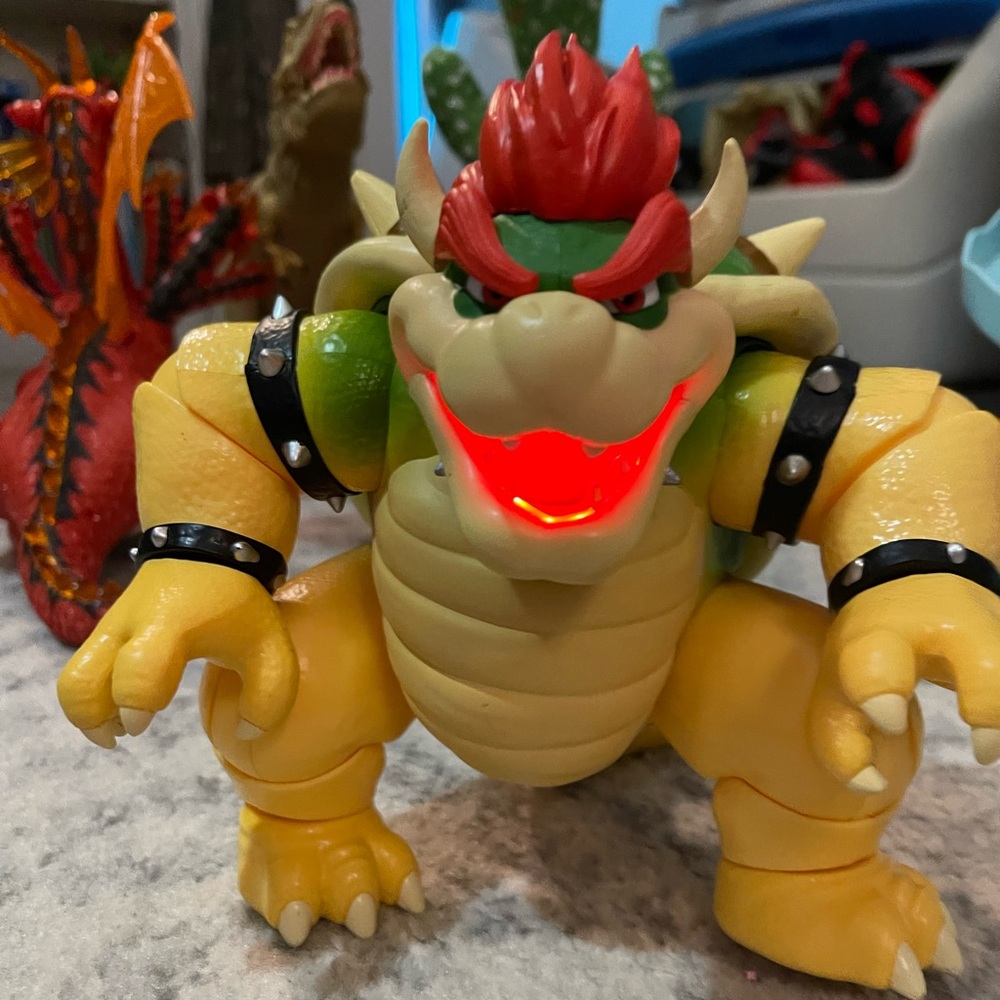 Bowser 7inch action figure